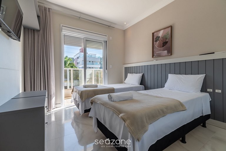 Apt 2Q Moderno 80m da Praia de Mariscal IML0107