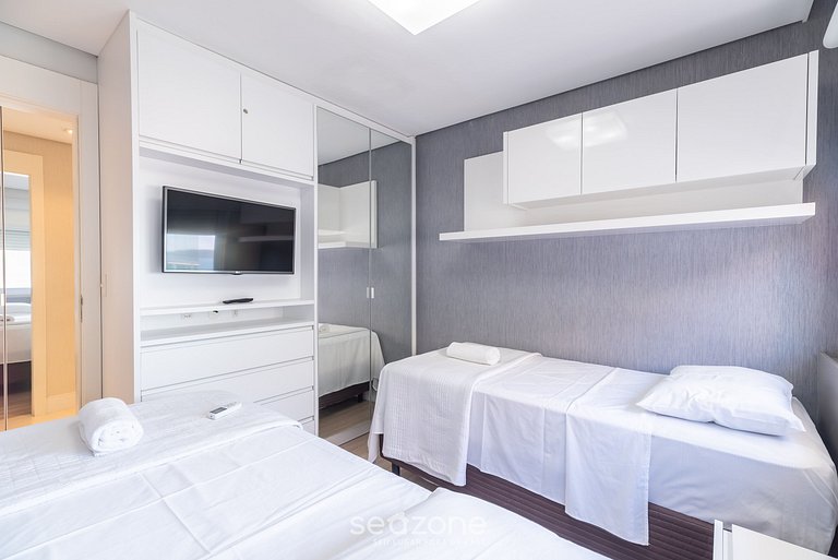 Apto com Vista a 180m da Praia de Bombas VDT0401