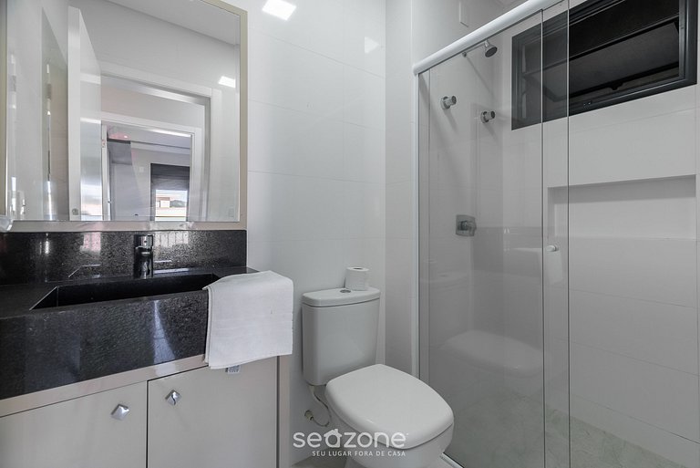 Apto 2Q quadra mar c/ churrasq Bombinhas UML0103