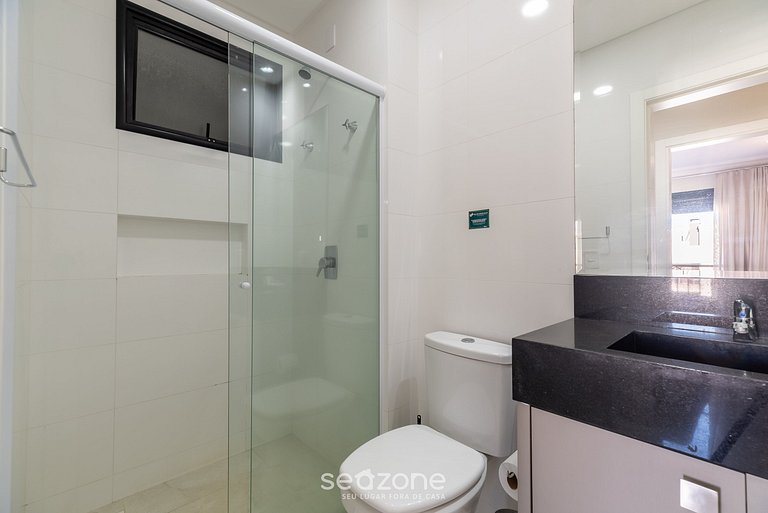 Apto 2D con parrilla junto al mar UML0104