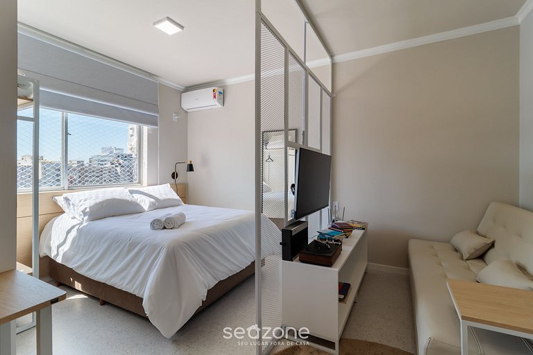 Studio bem localizado no centro de Floripa EVA105