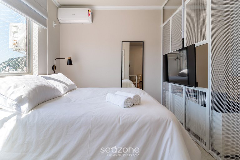 Studio bem localizado no centro de Floripa EVA105