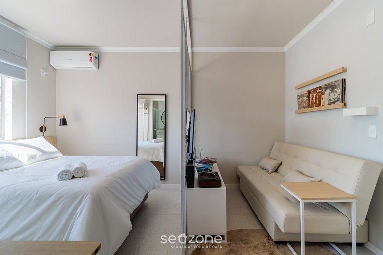 Studio bem localizado no centro de Floripa EVA105