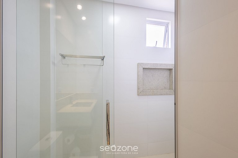 Apto con 3 suites cerca del mar Itapema-SC VGA1002