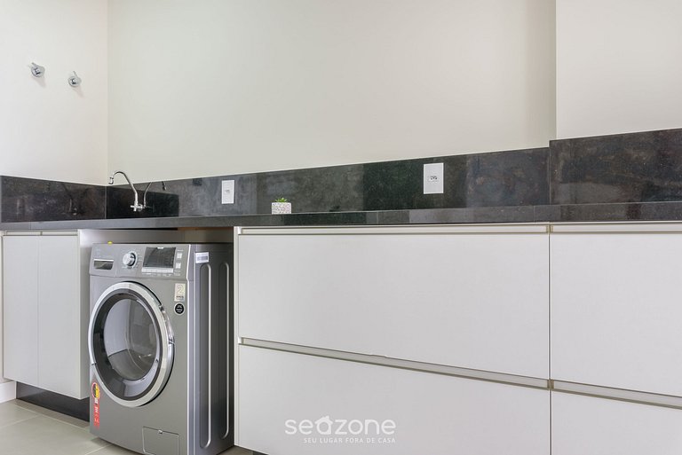 Belíssimo studio em Floripa TVT904