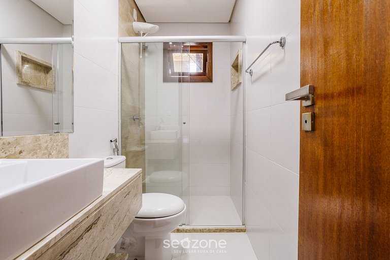 Casa con piscina a 5 minutos de la playa CMV004