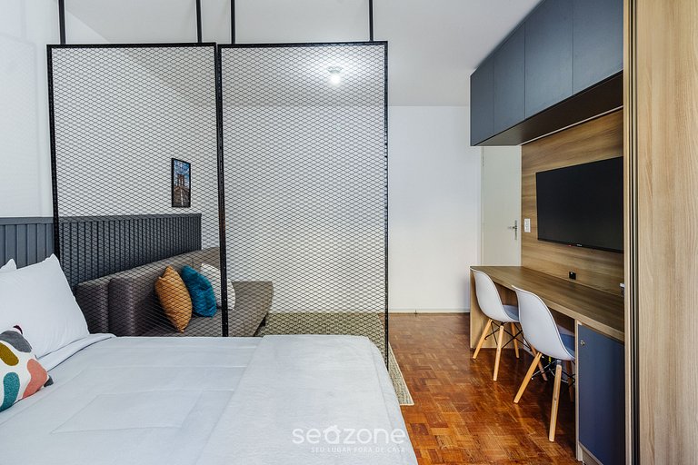 Studio Confortável e Bem Localizado em POA CEI0304