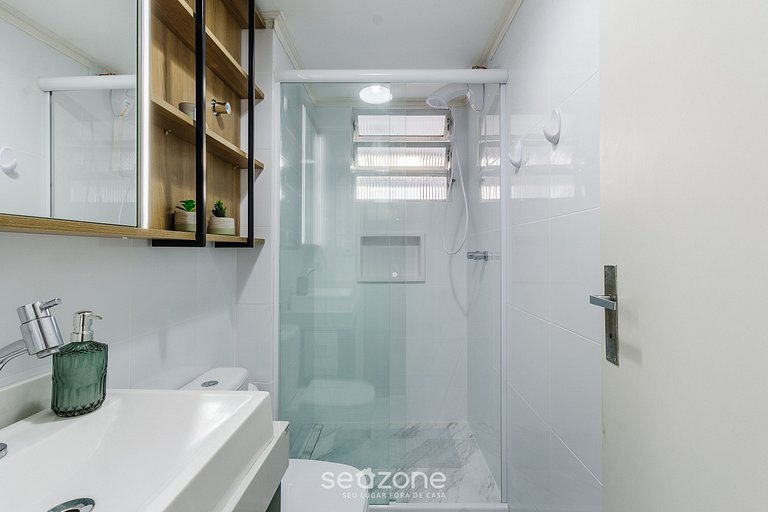 Studio Confortável e Bem Localizado em POA CEI0304