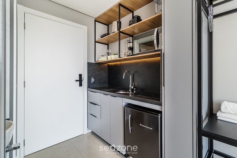 Hermoso estudio c/ vista frente mar Jurerê SPJ0503