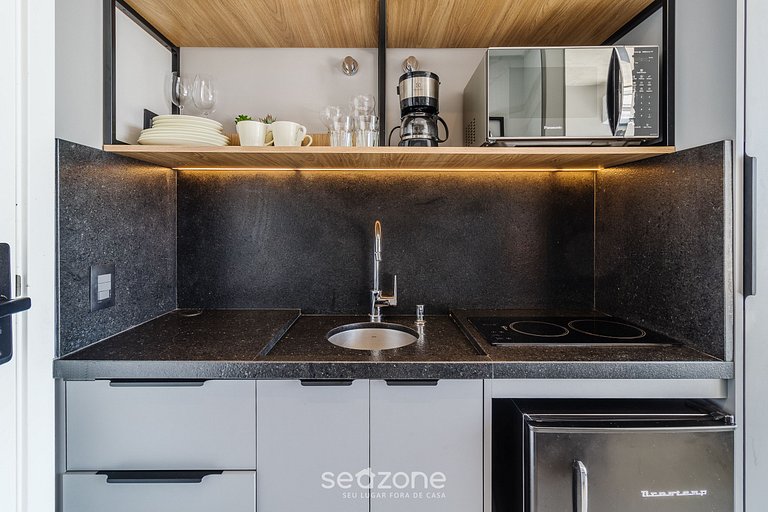 Hermoso estudio c/ vista frente mar Jurerê SPJ0503