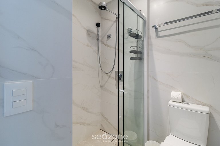 Hermoso estudio c/ vista frente mar Jurerê SPJ0503