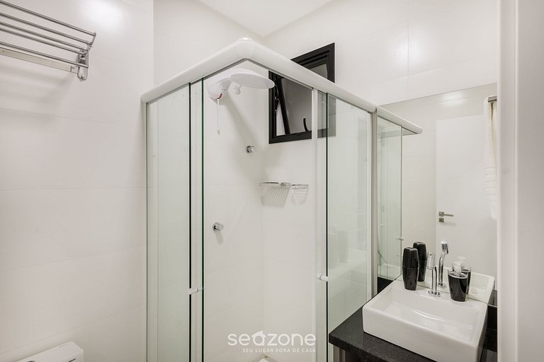 Apartamento a 280 metros da praia MHFA0604
