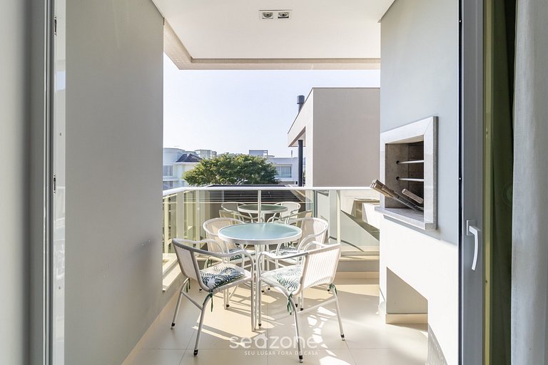 Apto c/ Barbacoa 1km de la Playa de Jurerê LES106