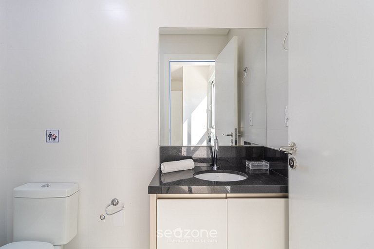 Apto c/ Churrasq 1km da Praia de Jurerê - LES106