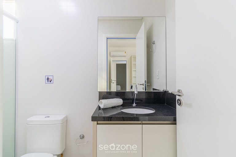 Apto c/ Churrasq 1km da Praia de Jurerê - LES106