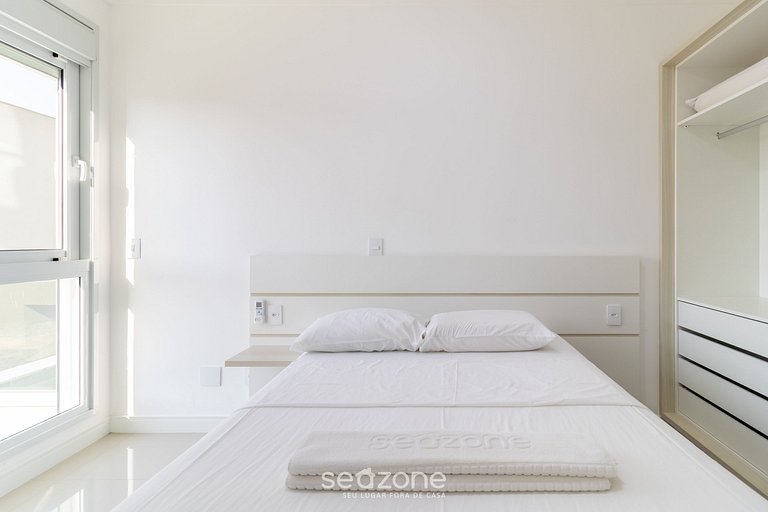 Apto c/ Barbacoa 1km de la Playa de Jurerê LES106