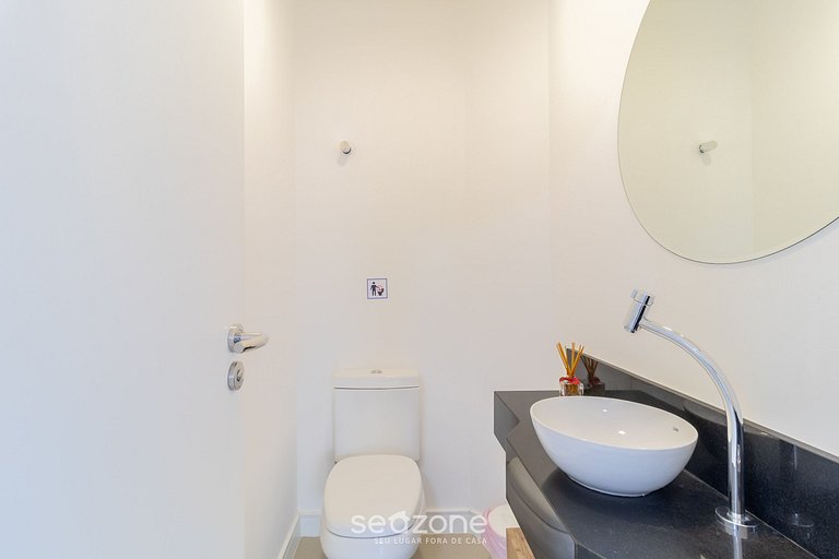 Apto c/ Barbacoa 1km de la Playa de Jurerê LES106