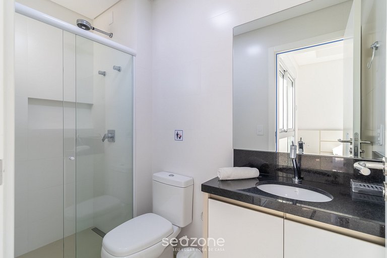 Apto c/ Barbacoa 1km de la Playa de Jurerê LES106