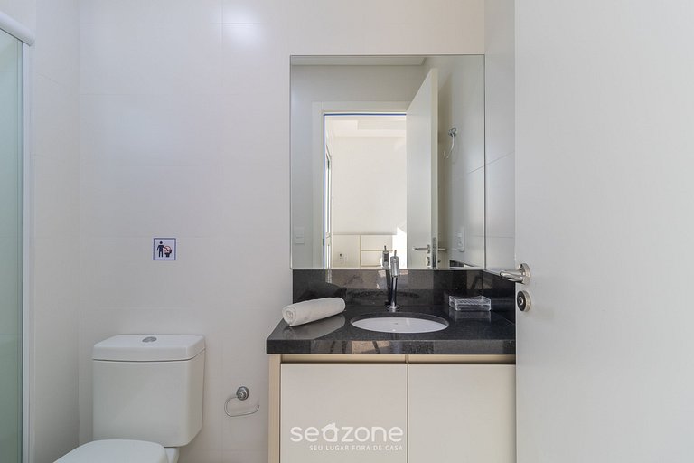 Apto c/ Barbacoa 1km de la Playa de Jurerê LES106