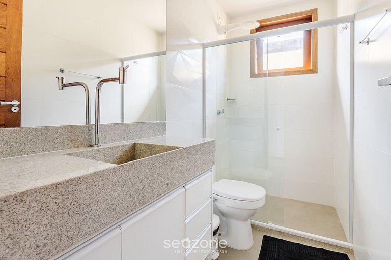 Casa con piscina en el condominio CVB0144