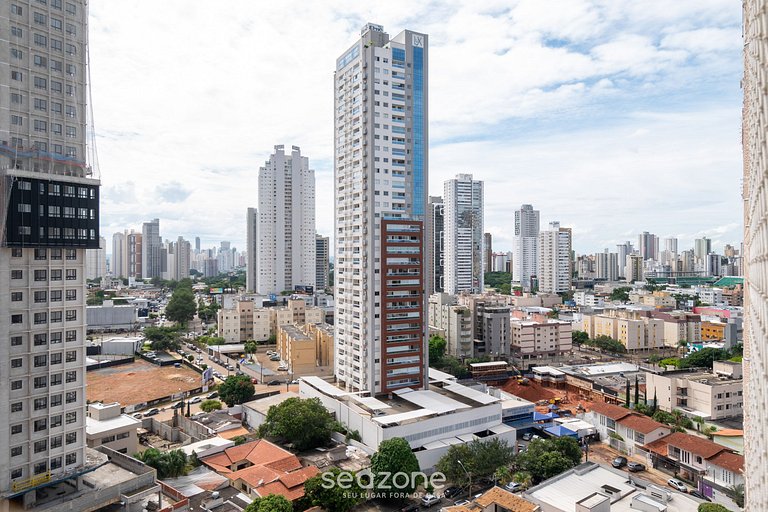 Flat c/ piscina en cond., Setor Bueno - DNAB1503