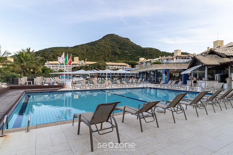 Apartamento em Santinho vista mar em resort STO2206 Seazone