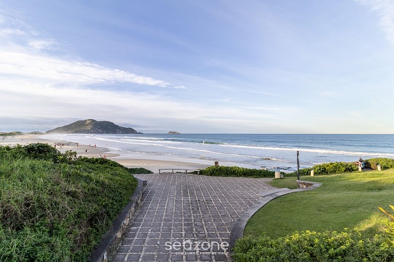 Apartamento em Santinho vista mar em resort STO2206 Seazone