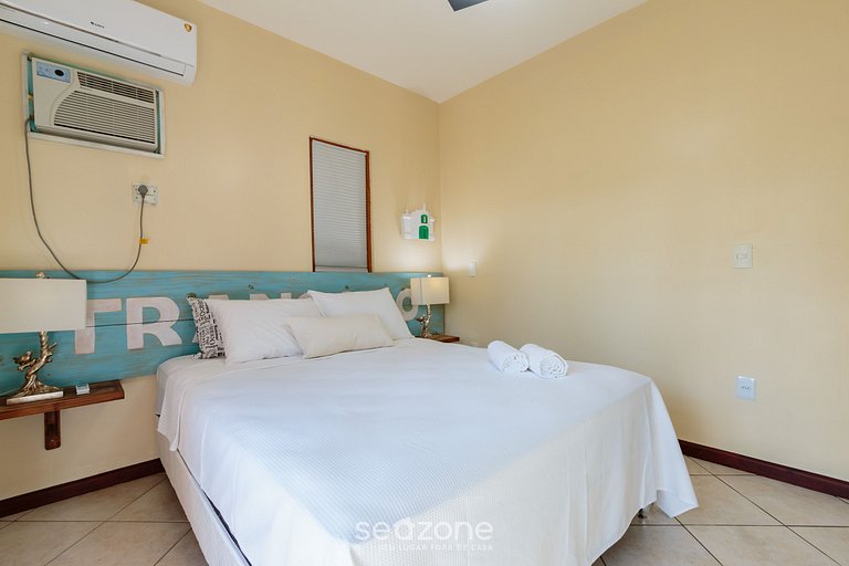 Linda Casa com piscina e churrasqueira URA0015