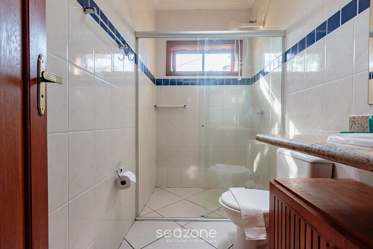 Hermosa casa con piscina y barbacoa URA0015