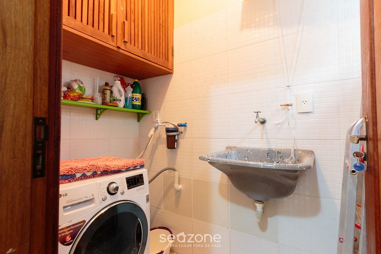 Linda Casa com piscina e churrasqueira URA0015