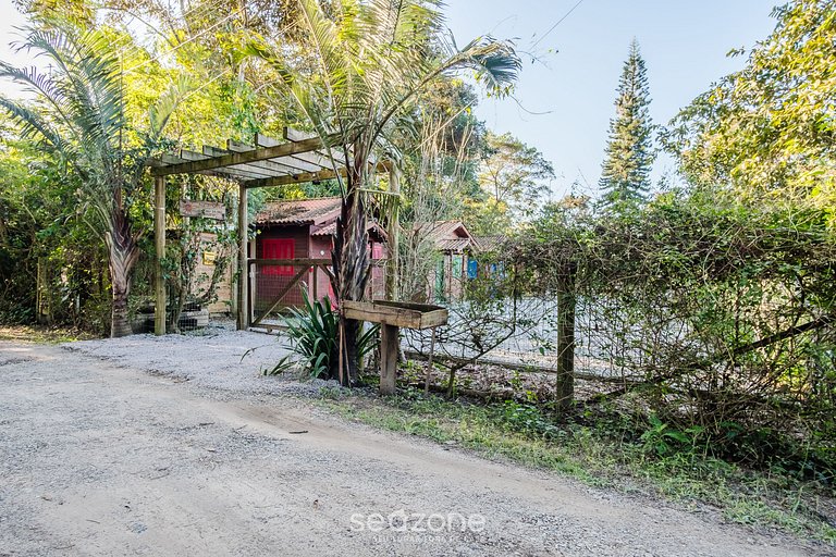 Acogedora cabaña en Ibiraquera PRJ004
