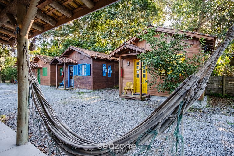 Cabañas relajantes cerca de la Praia do Rosa - PRJ
