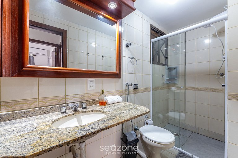 Apto belo e pé na areia em Canasvieiras ILH0107