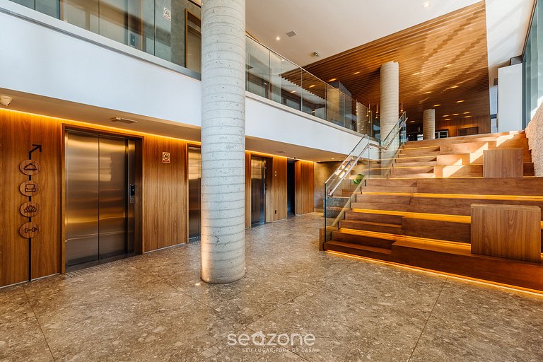 Belo apto para casal com piscina GOS1007