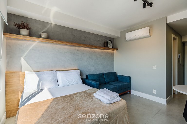 Moderno estudio c/ piscina en el Partenon CON1506