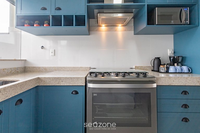 Apto 2Q em cond. com piscina -Porto Seguro RFM0021