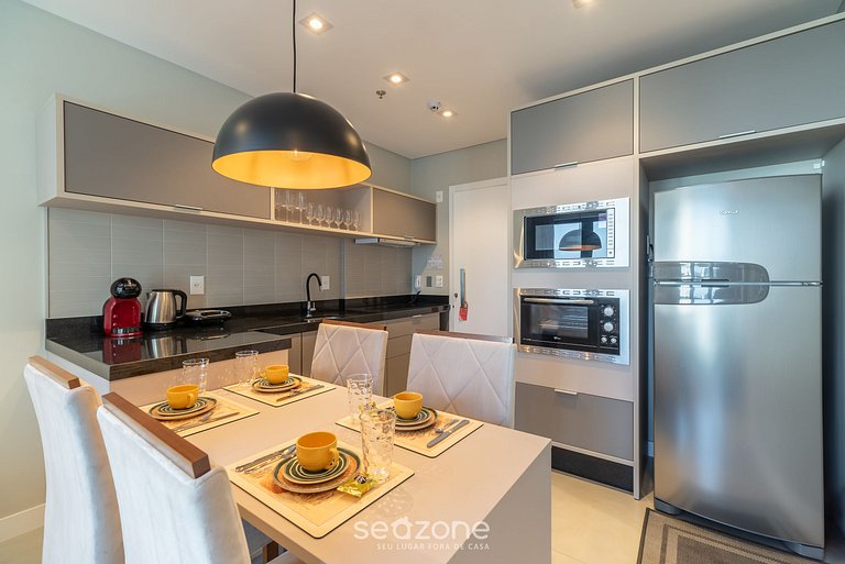 Apartamento com vista para o mar a 280 metros da praia