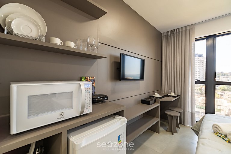 Studio 280m da praia c/ vista mar e acad. MHFA0506