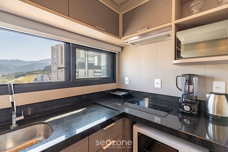 Apto 2Q em cond c/ piscina 280m da Praia - MHF1409