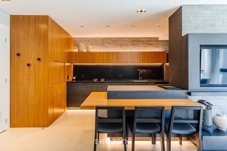 Apto en el Centro Cerca de la Rua Coberta DLH0303