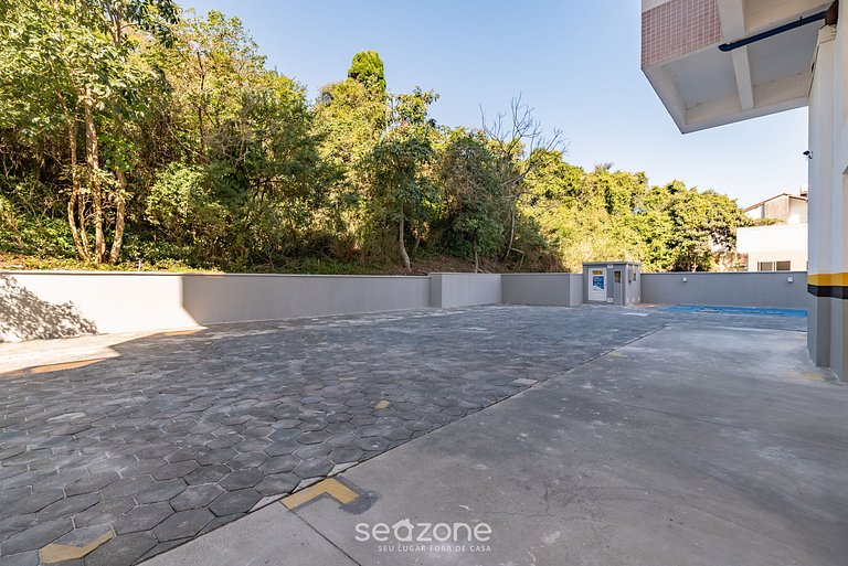 Apartamentos a 140m da praia Floripa-SC IAPs