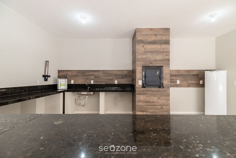 Apartamentos a 140m da praia Floripa-SC IAPs