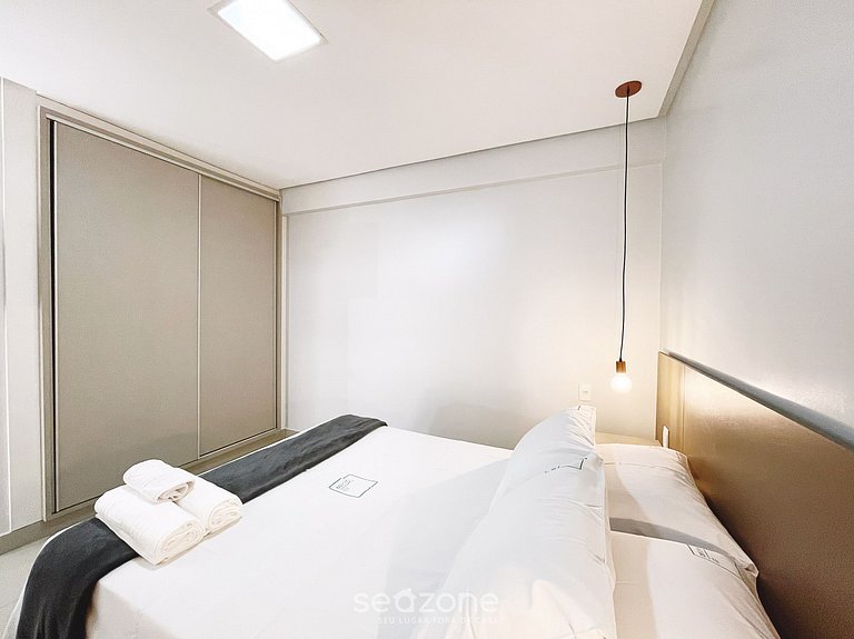 Flat no Setor Bueno 500m do PQ. Vaca Brava ONX1410