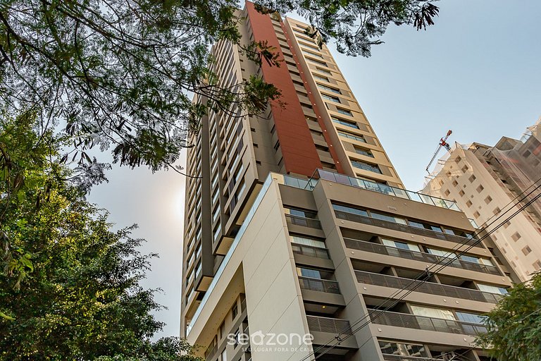 HMO - Estúdios completos em prédio c/ piscina