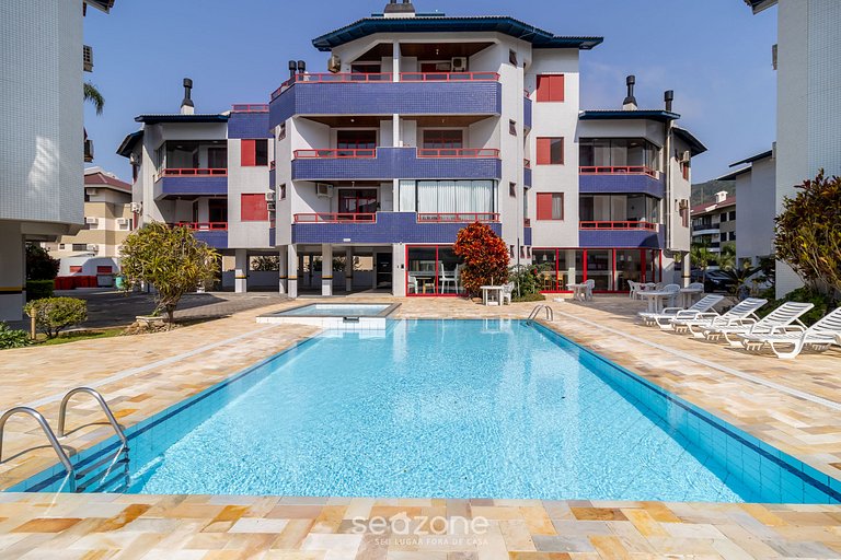 Apto cómodo a 150m de Praia Brava RRA0205