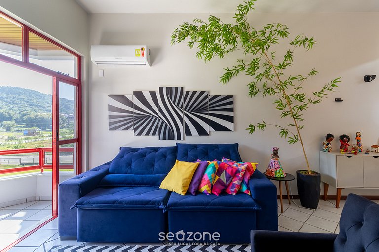 Apto cómodo a 150m de Praia Brava RRA0205