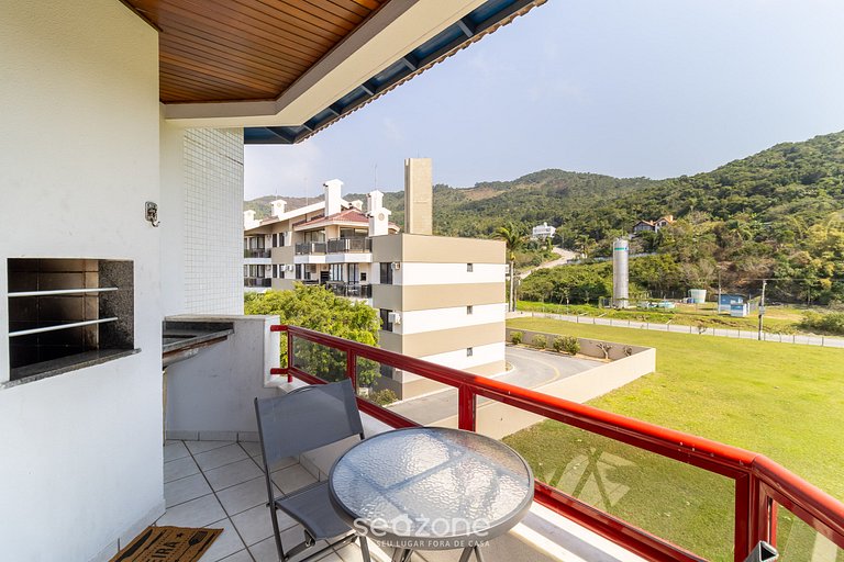 Apto cómodo a 150m de Praia Brava RRA0205