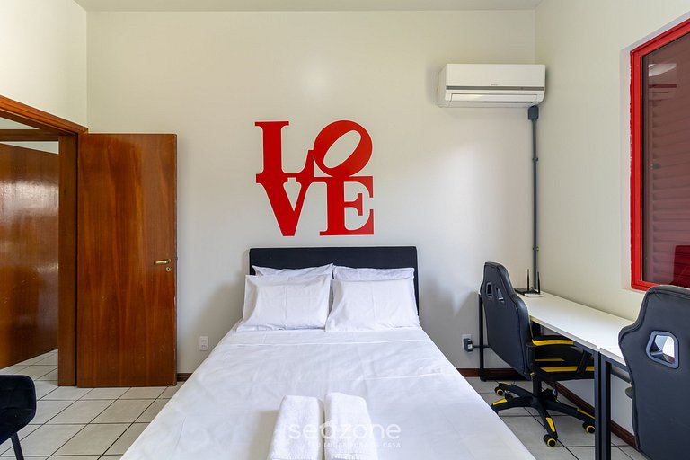 Apto cómodo a 150m de Praia Brava RRA0205