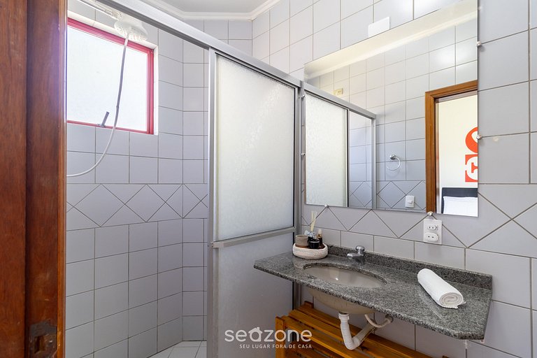 Apto cómodo a 150m de Praia Brava RRA0205