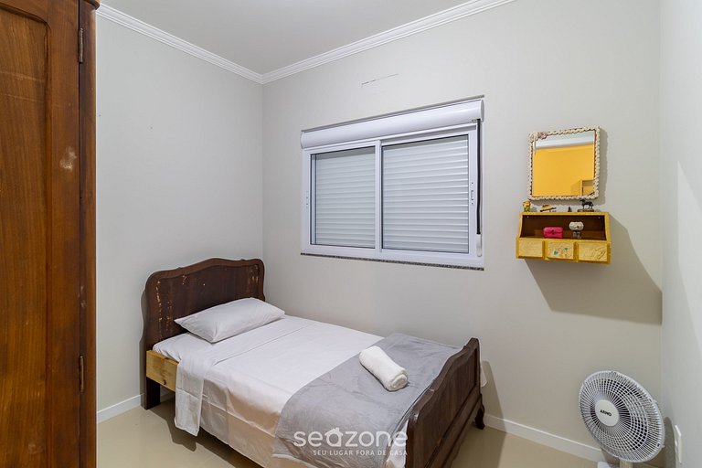 Ap c/ parril cerca de Playa de los Ingleses RPV102